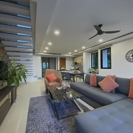 Twin Villas Seaview Kata Екстер'єр фото