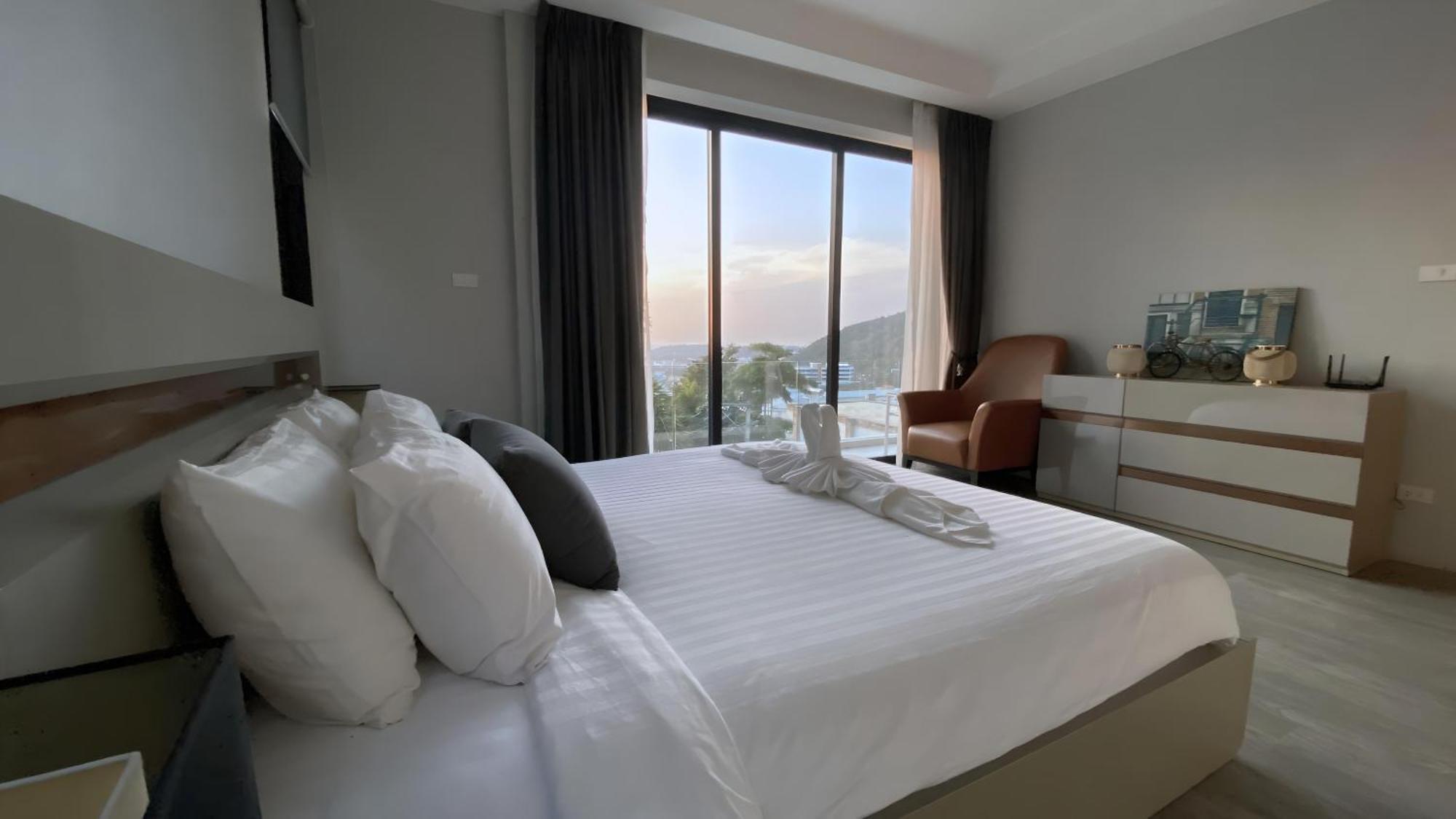 Twin Villas Seaview Kata Екстер'єр фото